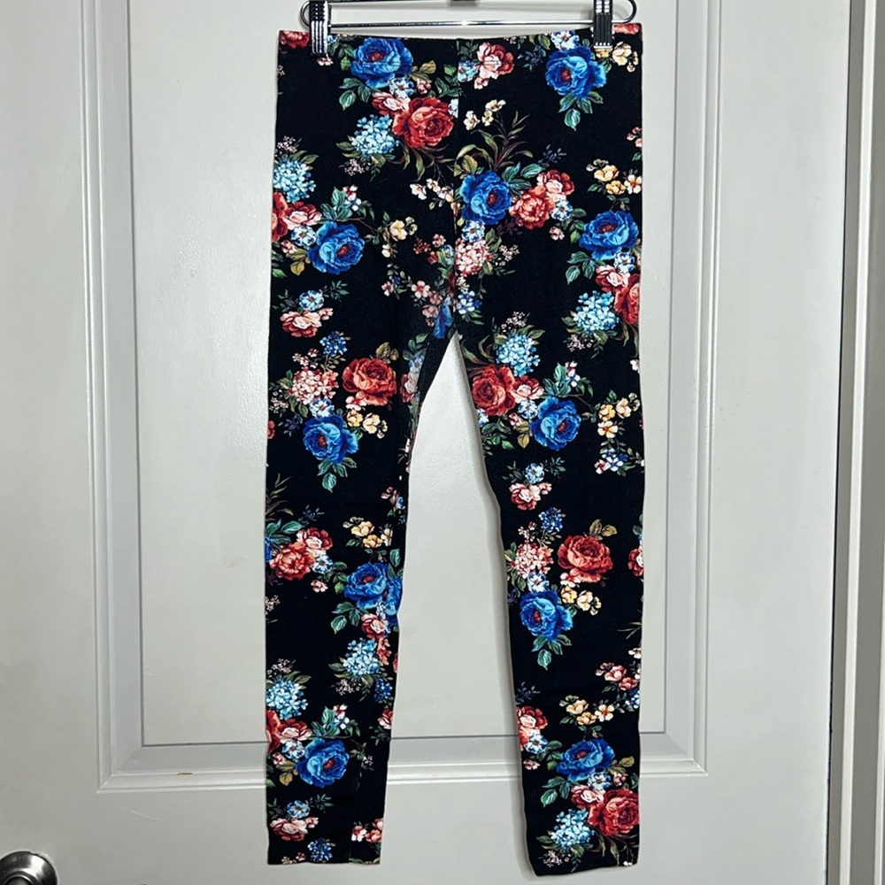 Black & Muti-Colored Floral Leggings